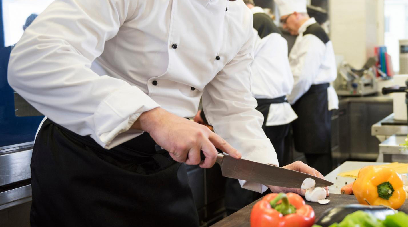 Head Chef, Α’ Μάγειρας και Βοηθός Σερβιτόρου